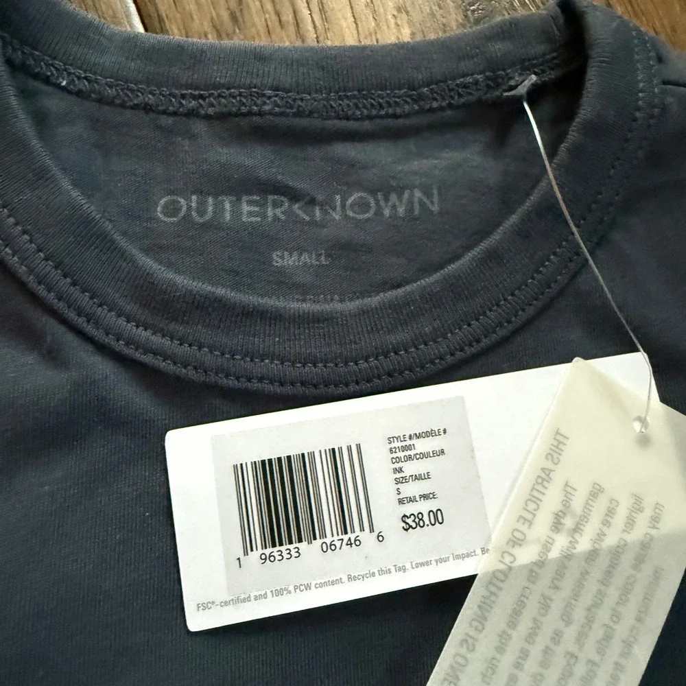 Outerknown Kids Bundle Green Towel Hoodie Medium & Navy Pocket T-Shirt Small NWT